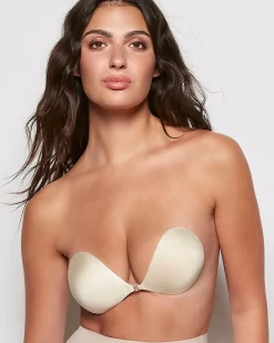 Lightly Lined Feather-Lite Backless Bra in*La Senza Discount