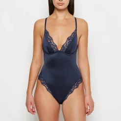 Longlines Bodysuit in*La Senza Fashion