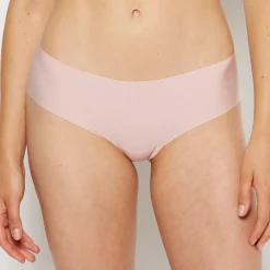 Now Show Hipster in*La Senza Discount