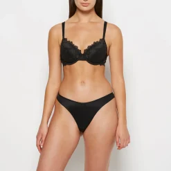 Perfect Coverage Bra in*La Senza Fashion